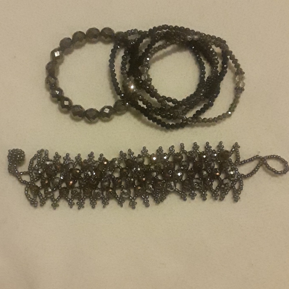 Bracket lot